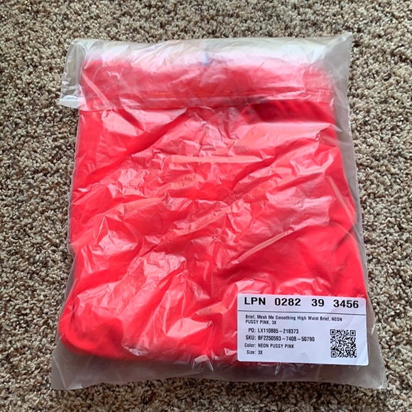 Fabletics “yitty” brand briefs, Mesh Me Smoothing High Waist brief - Picture 5 of 5